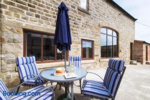 2 Bed in Harrogate oc-hh011 - Image 1