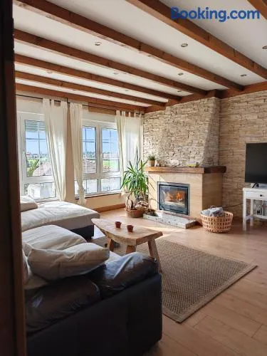 Chalet con piscina, jacuzzi y vistas al mar, a 5 min del puerto de Cudillero - Image 1