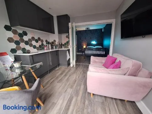 Boutique Annexe Close To Norwich City & Airport - Image 1