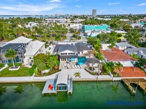 Manatee Cove - Image 1