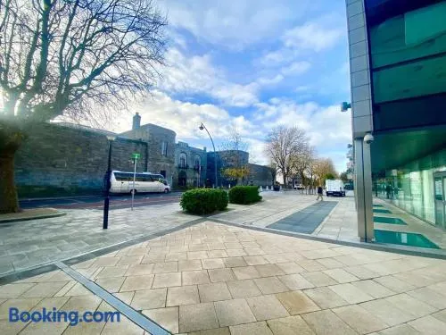 Central to all locations - Image 1