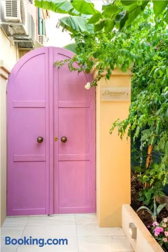 Carmena Residence - Image 1