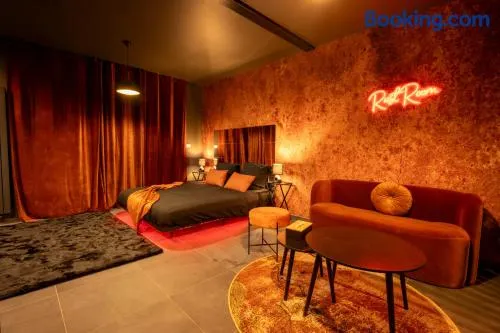 Spa Rust Room - Image 1