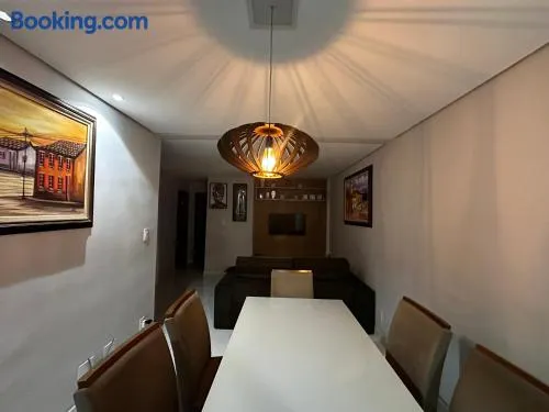 Apartamento em área nobre - Image 1