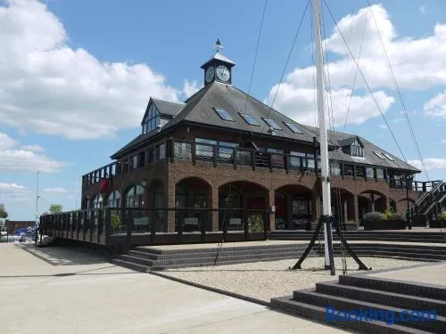 Boathouse Hotel - Image 1