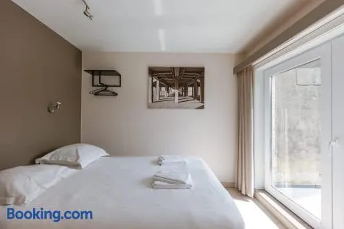 Elegant Seaside Apartment in Blankenberge - Image 1
