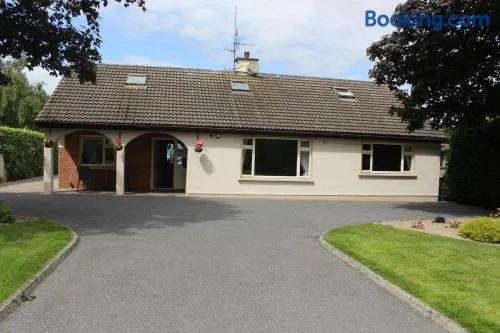 Tranquil Carlow Bungalow - Image 1