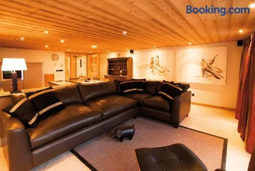 Valdez Suite - Image 1
