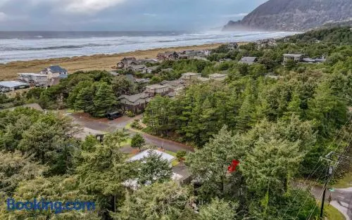 Manzanita Charm MCA 125 - Meredith Lodging - Image 1