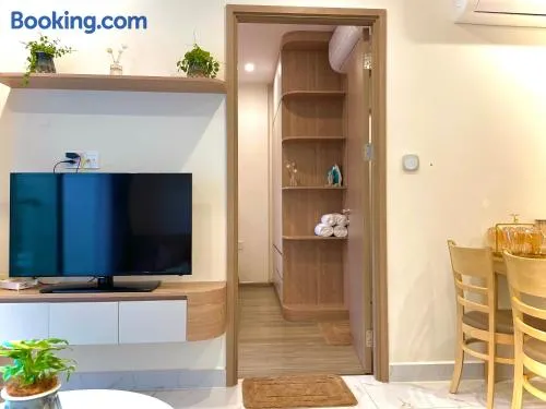 2BR-2WC-Vinhomes Grand Park-VincomMegaMall - 300m - Image 1