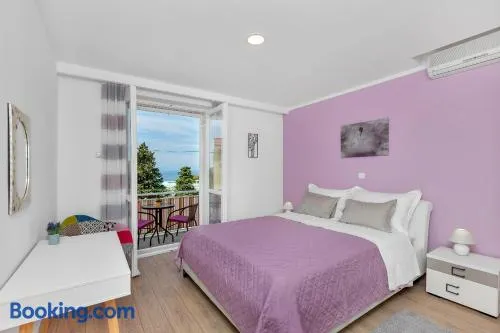 Sun&Sea 4 stars apartment - Image 1