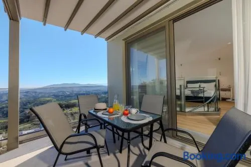 Evmaria Luxury Cottage - Image 1