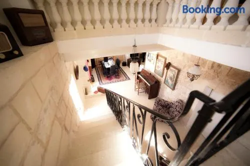 Secco's Seaview Accommodation - Image 1