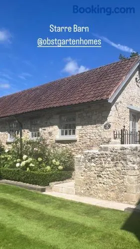 Starre Barn - Image 1