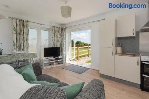Farmhouse Apartment with Paddock & Orchard Views - Image 1