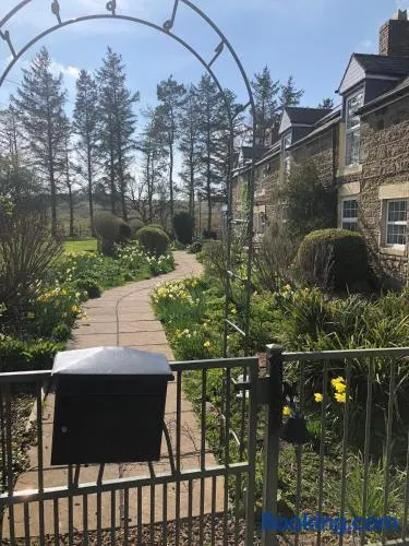 Brownrigg - half a house & garden - Image 1
