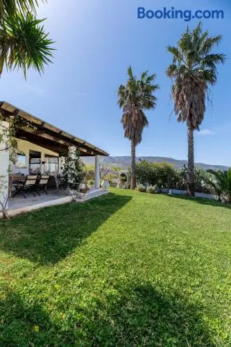 Paradiso Vintage Villa: Traditional 1944 Gem - Image 1