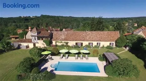 La Ferme de l'Embellie Gîtes et Chambres d'Hôtes - Image 1