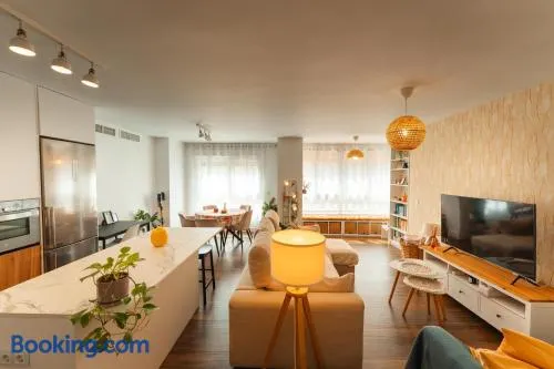 Modern apartment with pool, 5 minutes from the beach - Image 1
