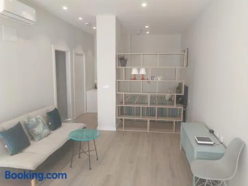 Apartamento moderno de 70 metros a 300 metros de la playa - Image 1