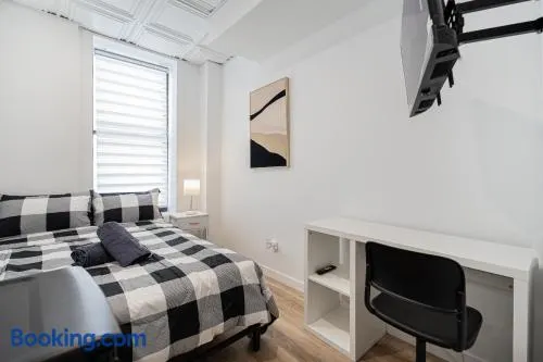 Chambre 2 - appartement 2 dans un appartement PARTAGÉ - Image 1