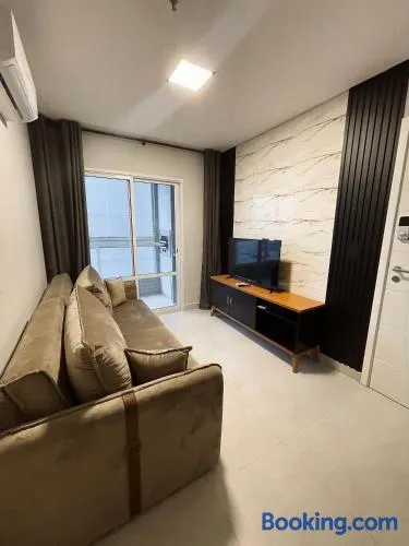 Refúgio Perfeito no Boqueirão: Apartamento Moderno a 100m da Praia com Sacada Gourmet e Piscina! - Image 1