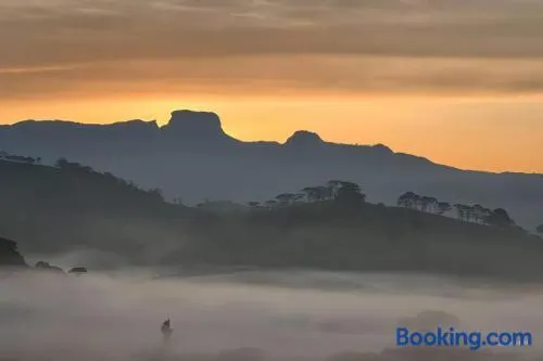 Hidromassagem, Varanda e Vista Pedra do baú - Image 1