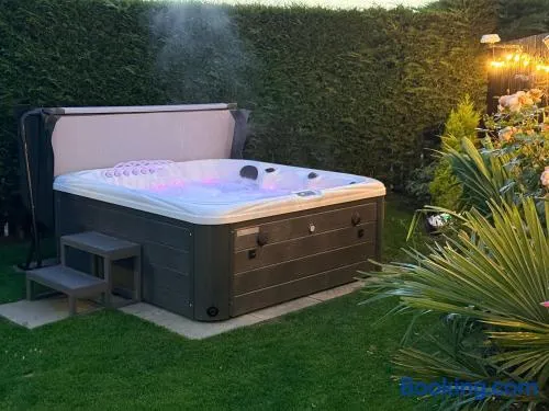 Allt Mor Retreat with Hot Tub - Image 1