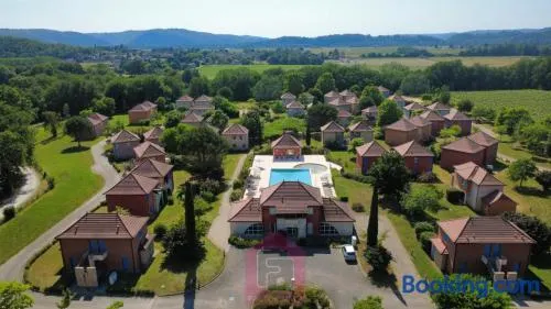 "Chezvero46" residence claire rive avec piscine, wifi et vélos - Image 1