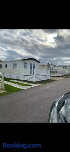 Luxury 6 Berth Holiday Caravan - Image 1