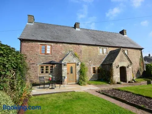 1 Bed in Lydney oc-37217 - Image 1