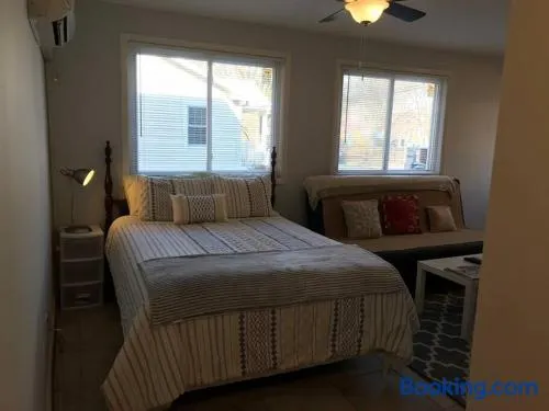 Walk2Metro's,DCGem,Private,Wifi, FreeParking - Image 1