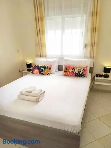 Reta-Inn Martil Beach - Image 1