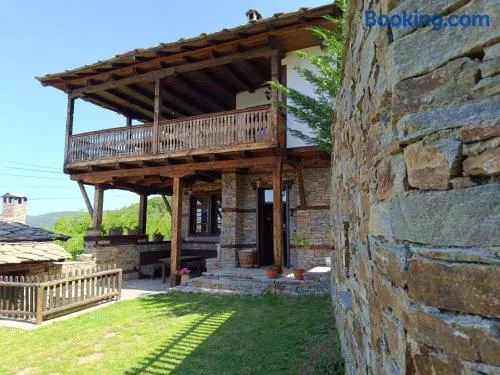 LITTLE BIRD Residency - Luxury Guesthouses in Leshten - Image 1