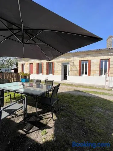 Charmante maison au cœur du médoc avec clim - Image 1