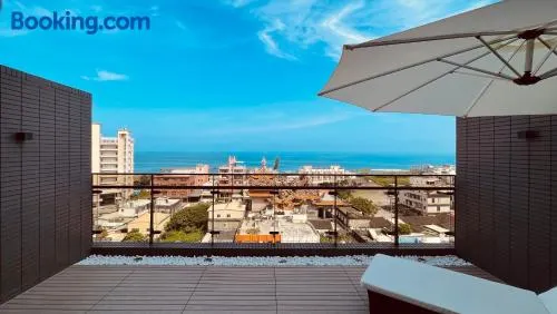 La Vie - Ocean Paradise - Image 1