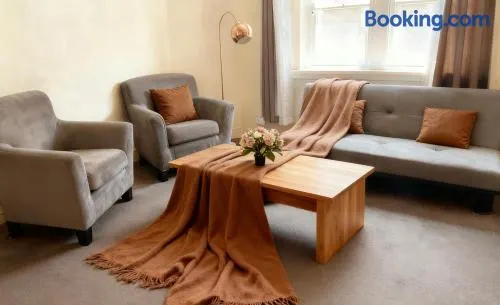 Burwood central unit - Image 1