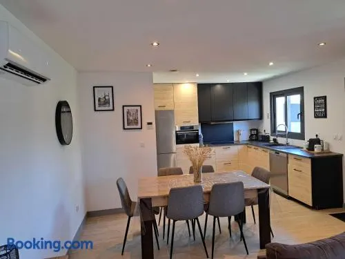 Pacific Green-80M2-Clime-2 big Suites-Parking privé 2 cars-Jardin-Confort - Image 1