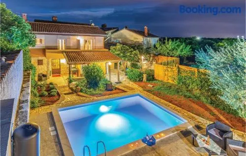 Beautiful Home In Pavicini - Image 1
