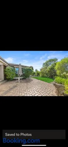 Lovely 4 Bedroom House in Seaford - Image 1
