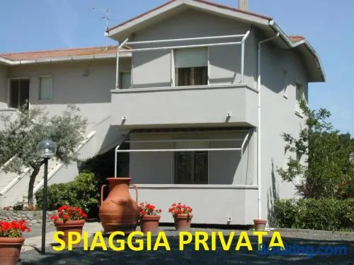 Affittacamere FloraMare - Image 1