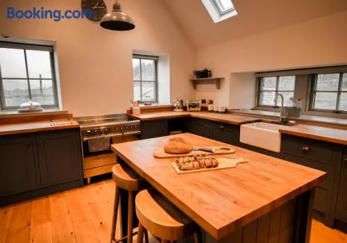 Pheasant Cottage - Image 1