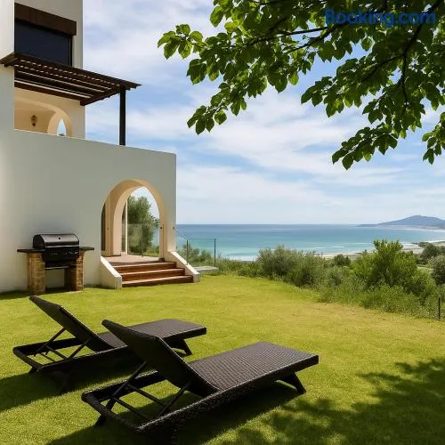 Skyline & Sea Getaway Villa Apartment - Image 1