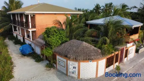 Shamar Guesthouse & Dive - Image 1