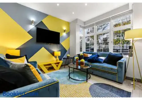 Three Bedroom Home - Perfect for Large Groups - Image 1