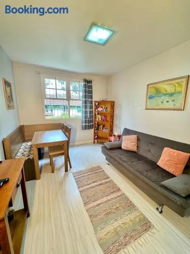 Apartamento em condomínio familiar - Image 1