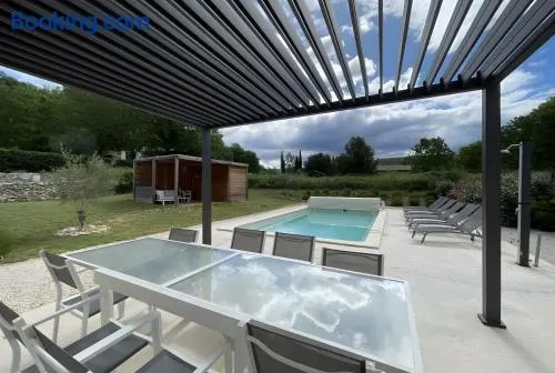 Villa des vignes Piscine & Clim - Image 1