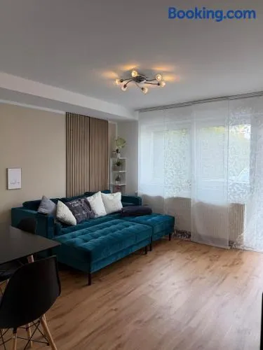 Modern 2-Room Apartment - Image 1