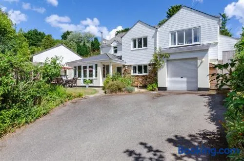 5 Bed in Mevagissey oc-p00699 - Image 1