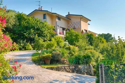 Casa Anna a Pietrasanta in Toscana con piscina - Image 1
